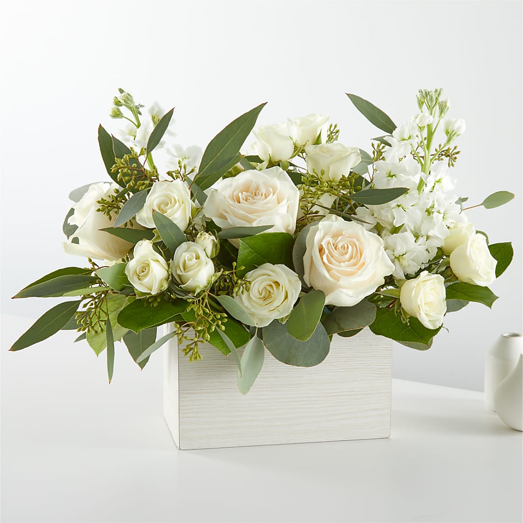 Fresh Linen Box Bouquet – HARRY'S FLOWERS, Victoria BC