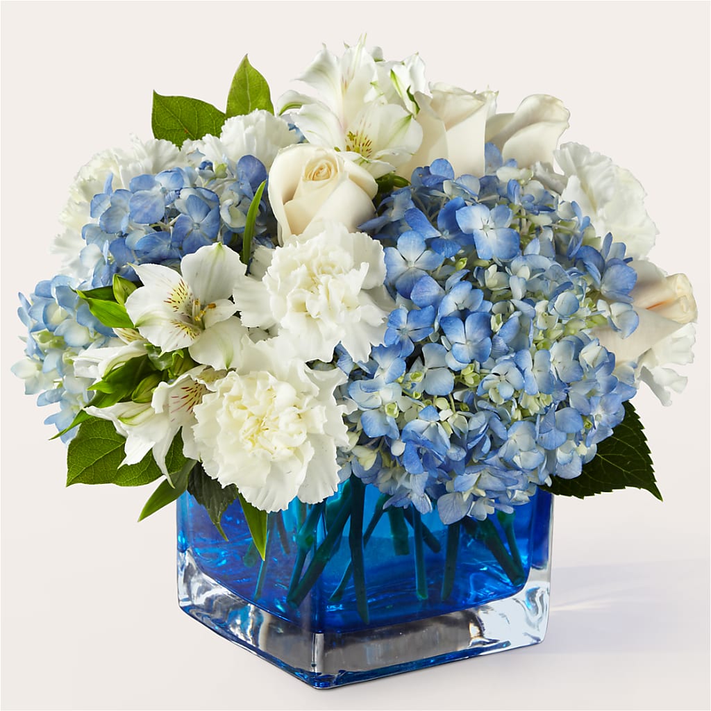 Soothing Waters Bouquet – HARRY'S FLOWERS, Victoria BC