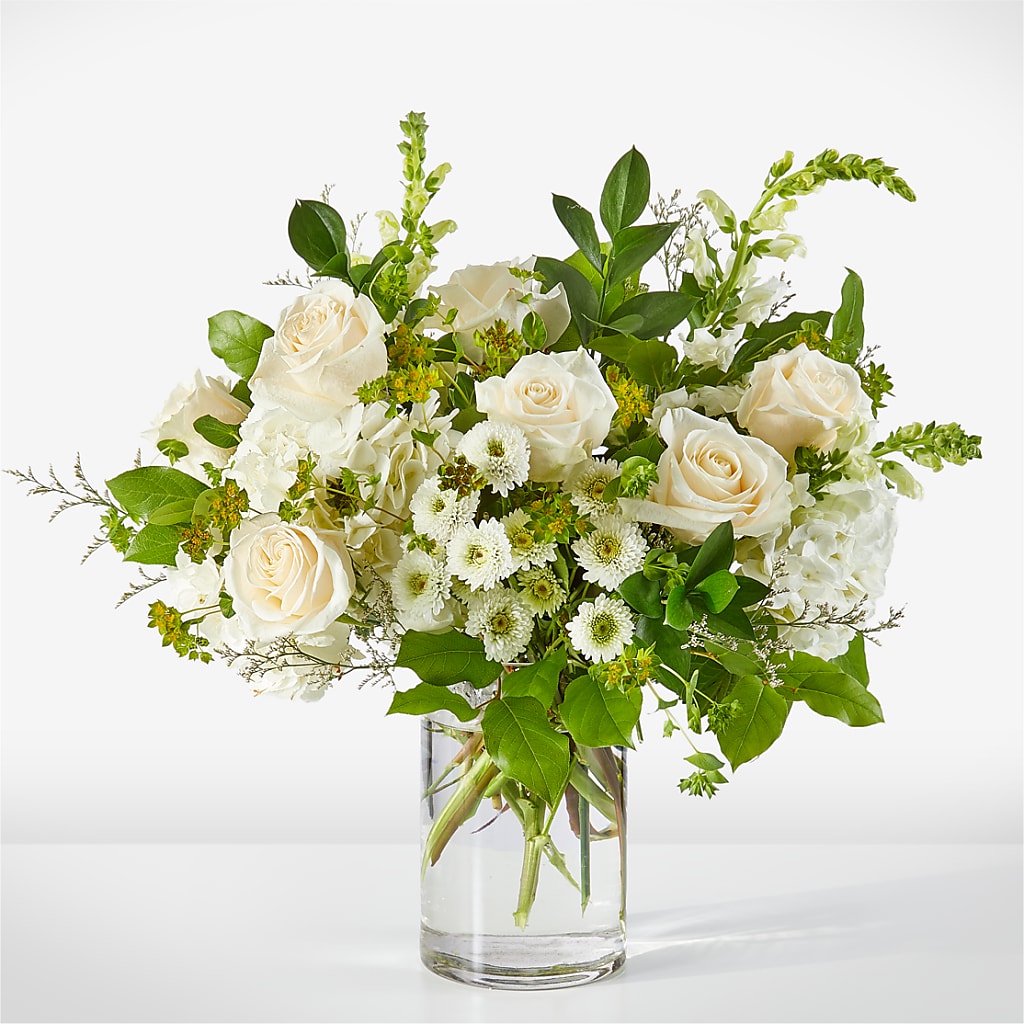 Hint of Vanilla Bouquet – HARRY'S FLOWERS, Victoria BC