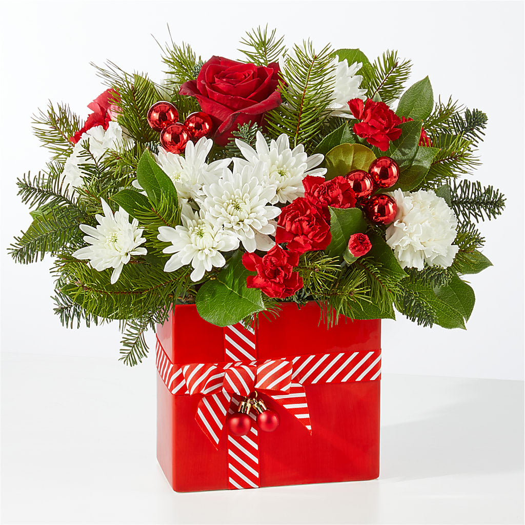 Presents Under the Tree Bouquet – HARRY'S FLOWERS, Victoria BC