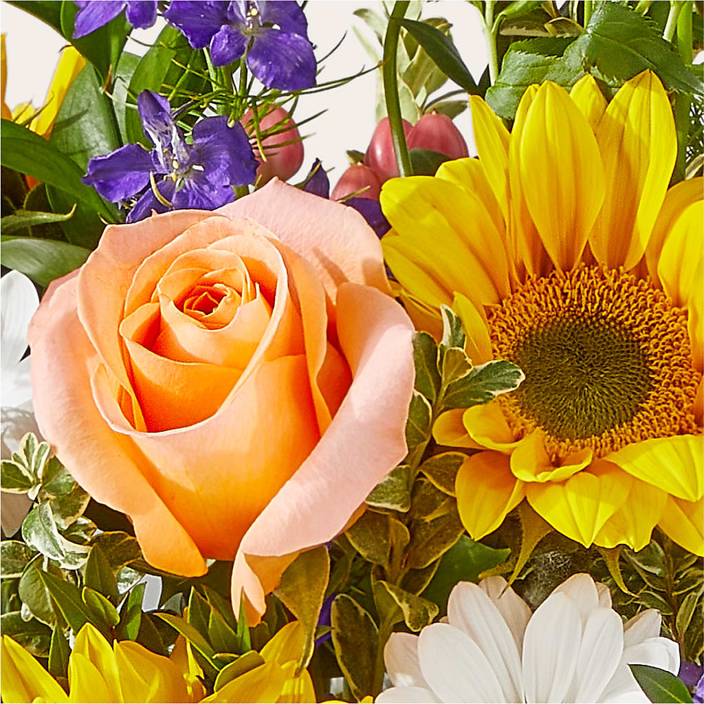 The Good Life Bouquet – HARRY'S FLOWERS, Victoria BC