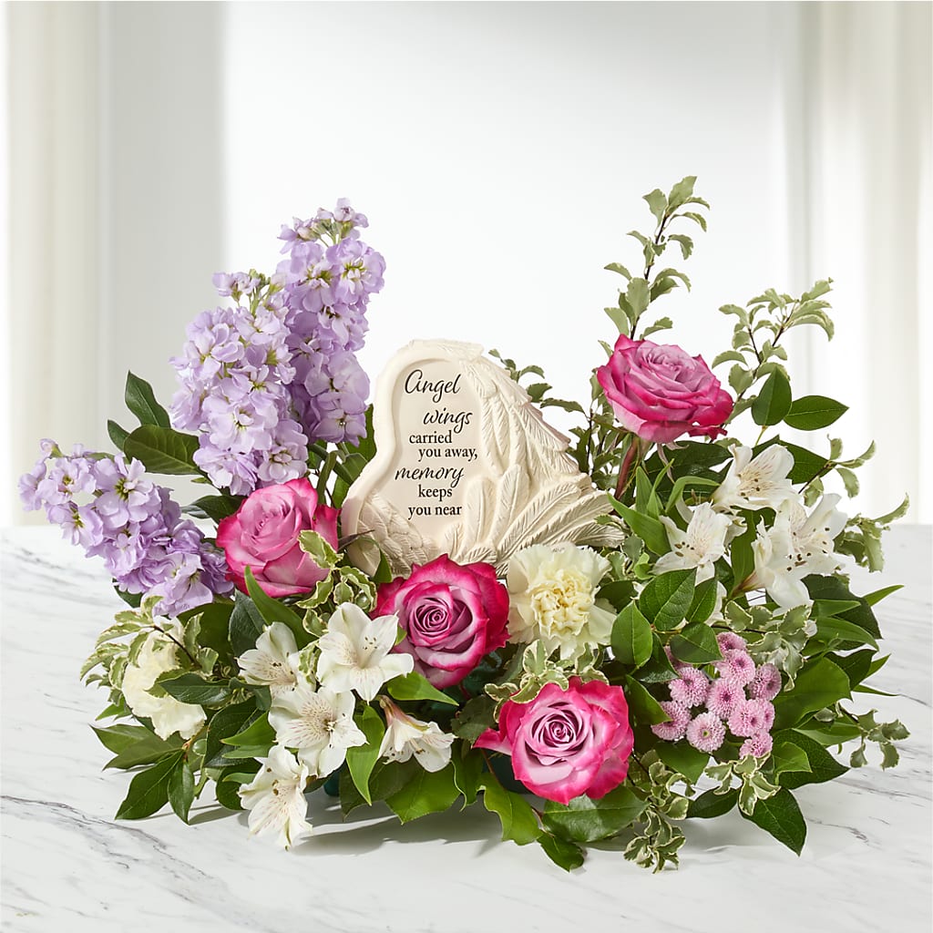 In My Heart Arrangement – HARRY'S FLOWERS, Victoria BC