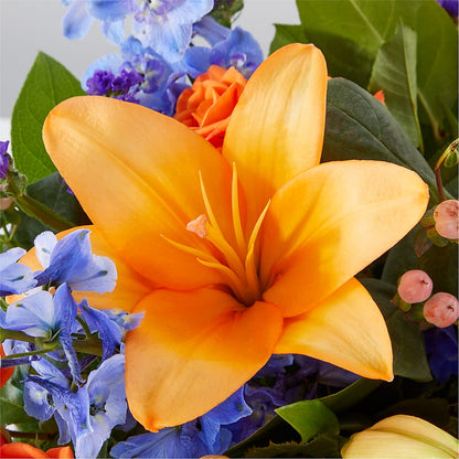 Radiant Citrus Box Bouquet – HARRY'S FLOWERS, Victoria BC