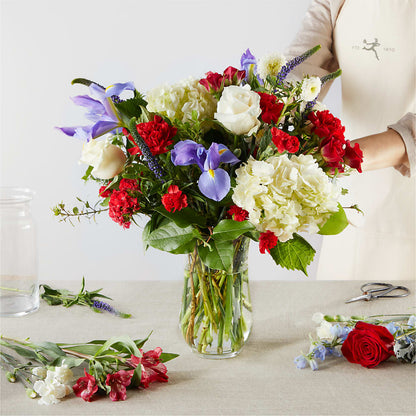 Star Spangled - A Florist Original – HARRY'S FLOWERS, Victoria BC