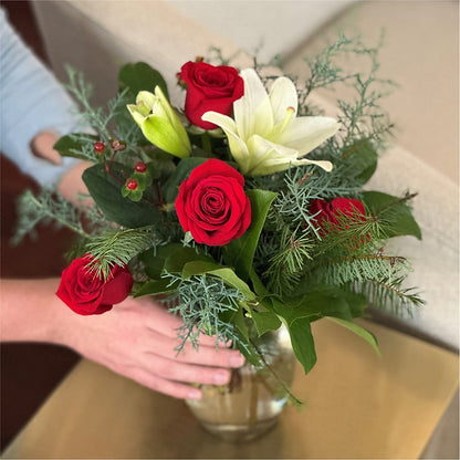 Glittering Lights Bouquet – HARRY'S FLOWERS, Victoria BC