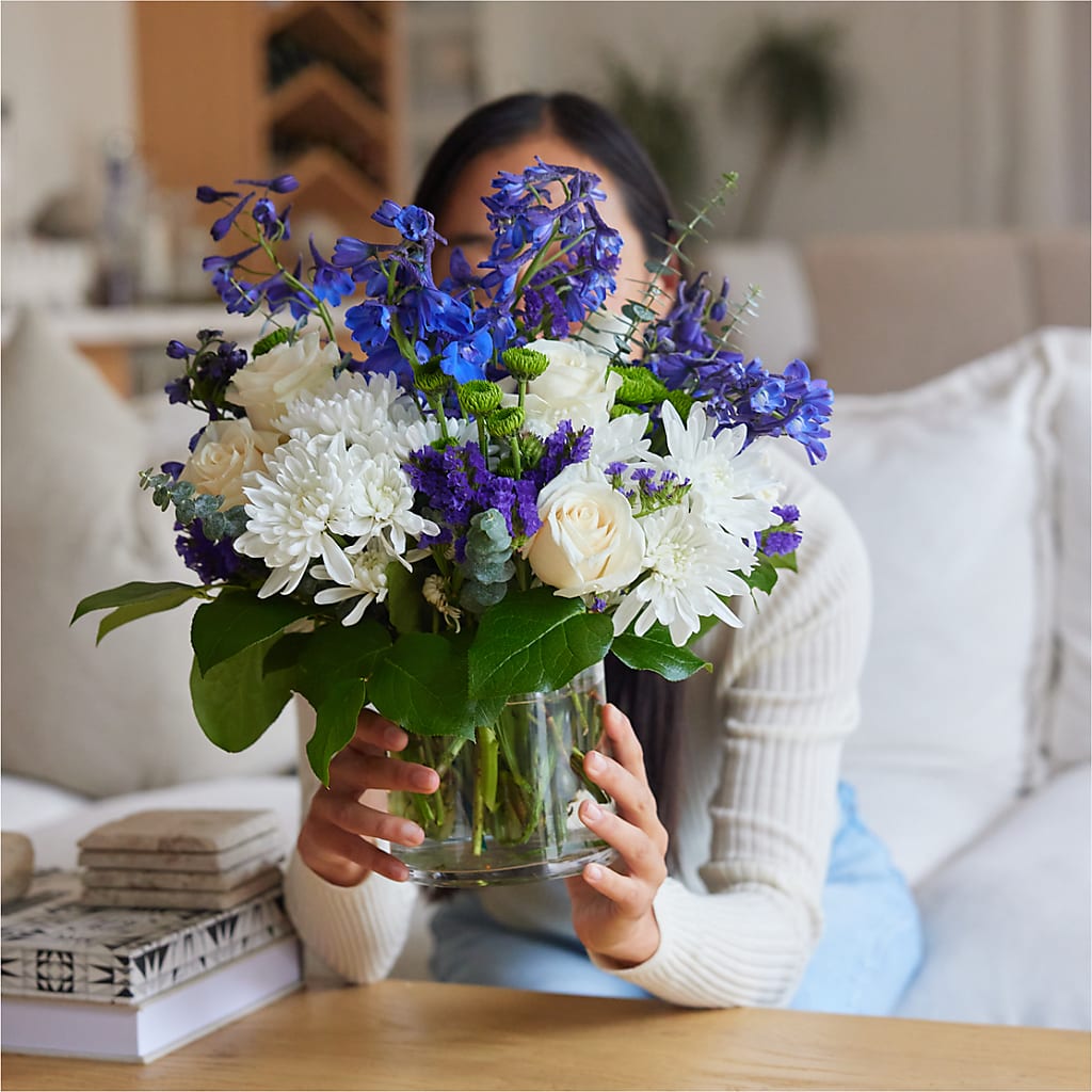 Cerulean Waves Bouquet – HARRY'S FLOWERS, Victoria BC