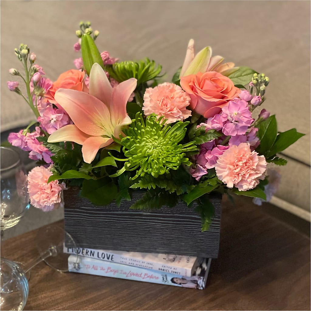 Beautiful Spirit Basket – HARRY'S FLOWERS, Victoria BC