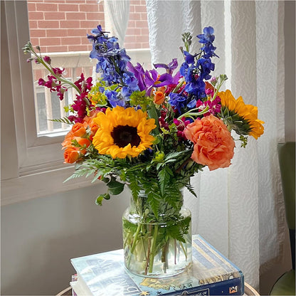 Rays of Life Bouquet – HARRY'S FLOWERS, Victoria BC