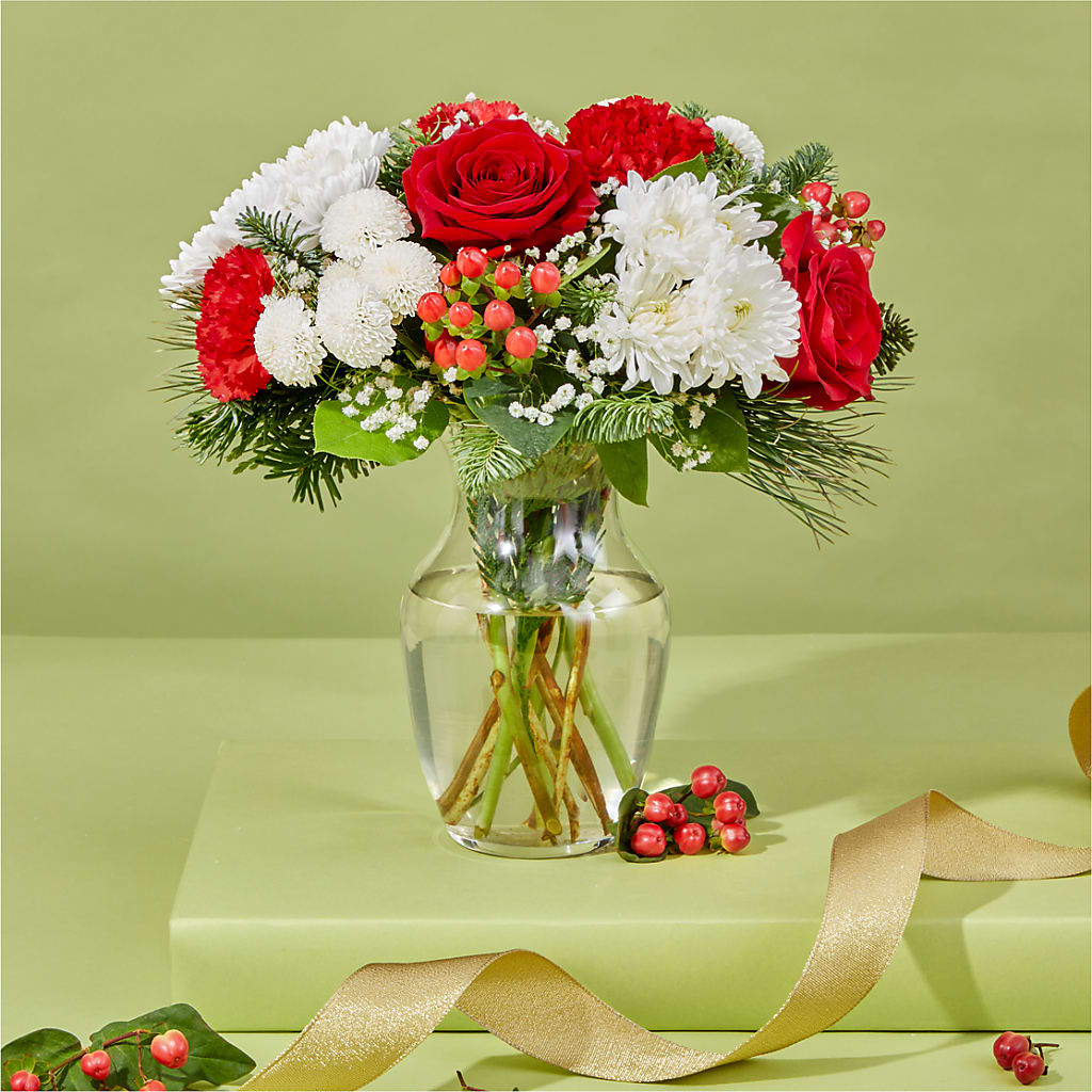Chance of Flurries Bouquet – HARRY'S FLOWERS, Victoria BC