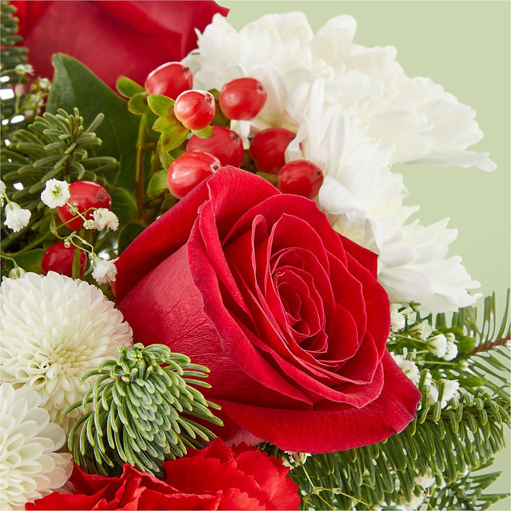 Chance of Flurries Bouquet – HARRY'S FLOWERS, Victoria BC