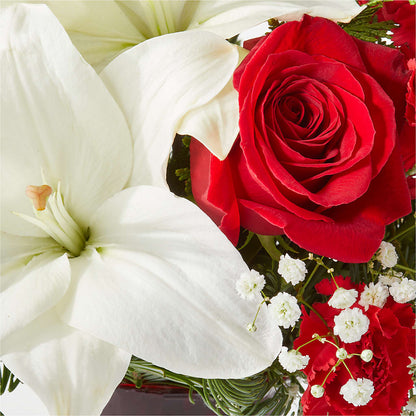 Holiday Season Bouquet – HARRY'S FLOWERS, Victoria BC