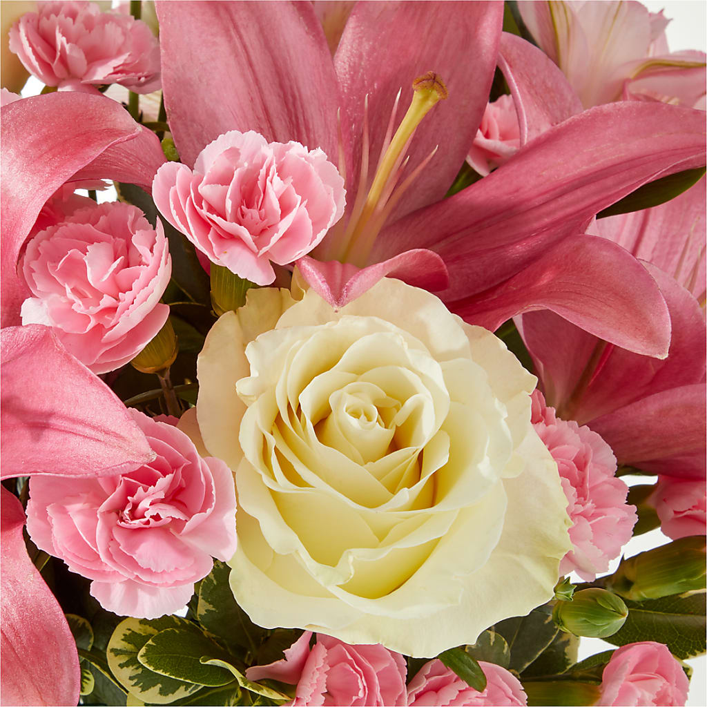 Piece of Cake Bouquet – HARRY'S FLOWERS, Victoria BC