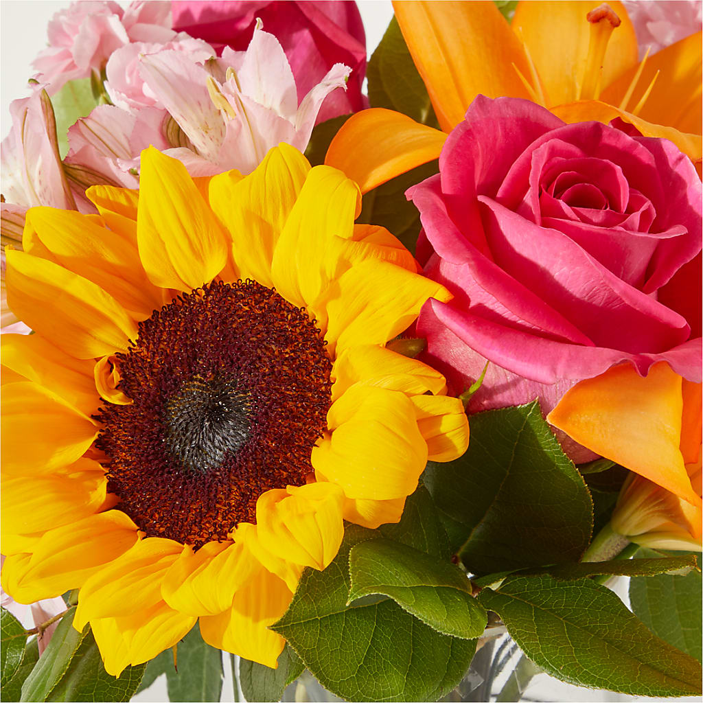 In Full Swing Bouquet – HARRY'S FLOWERS, Victoria BC