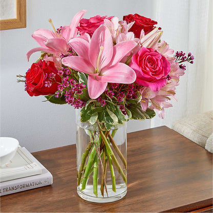 Lucky in Love Bouquet – HARRY'S FLOWERS, Victoria BC