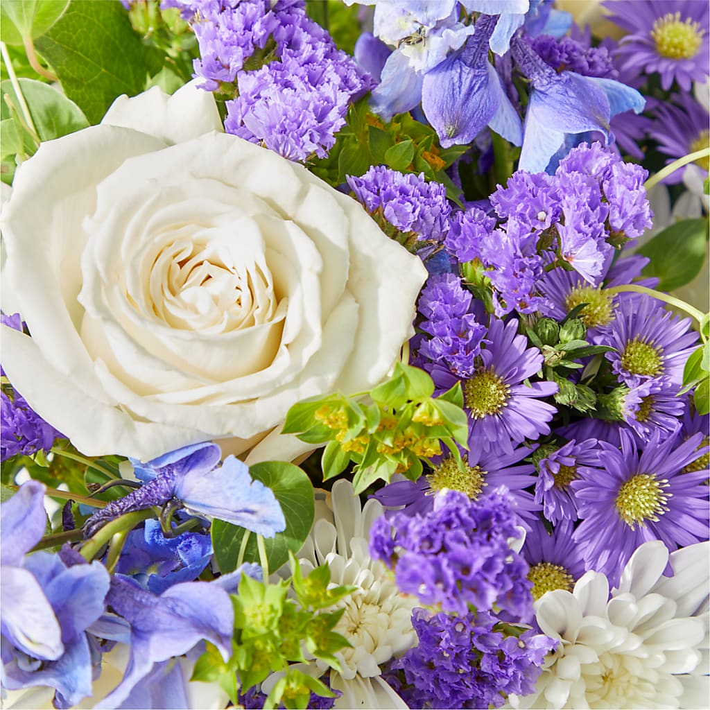 Genuine Gestures Bouquet – HARRY'S FLOWERS, Victoria BC