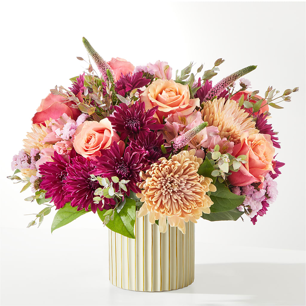 Berry Cobbler Bouquet with Ivory Vase – HARRY'S FLOWERS, Victoria BC