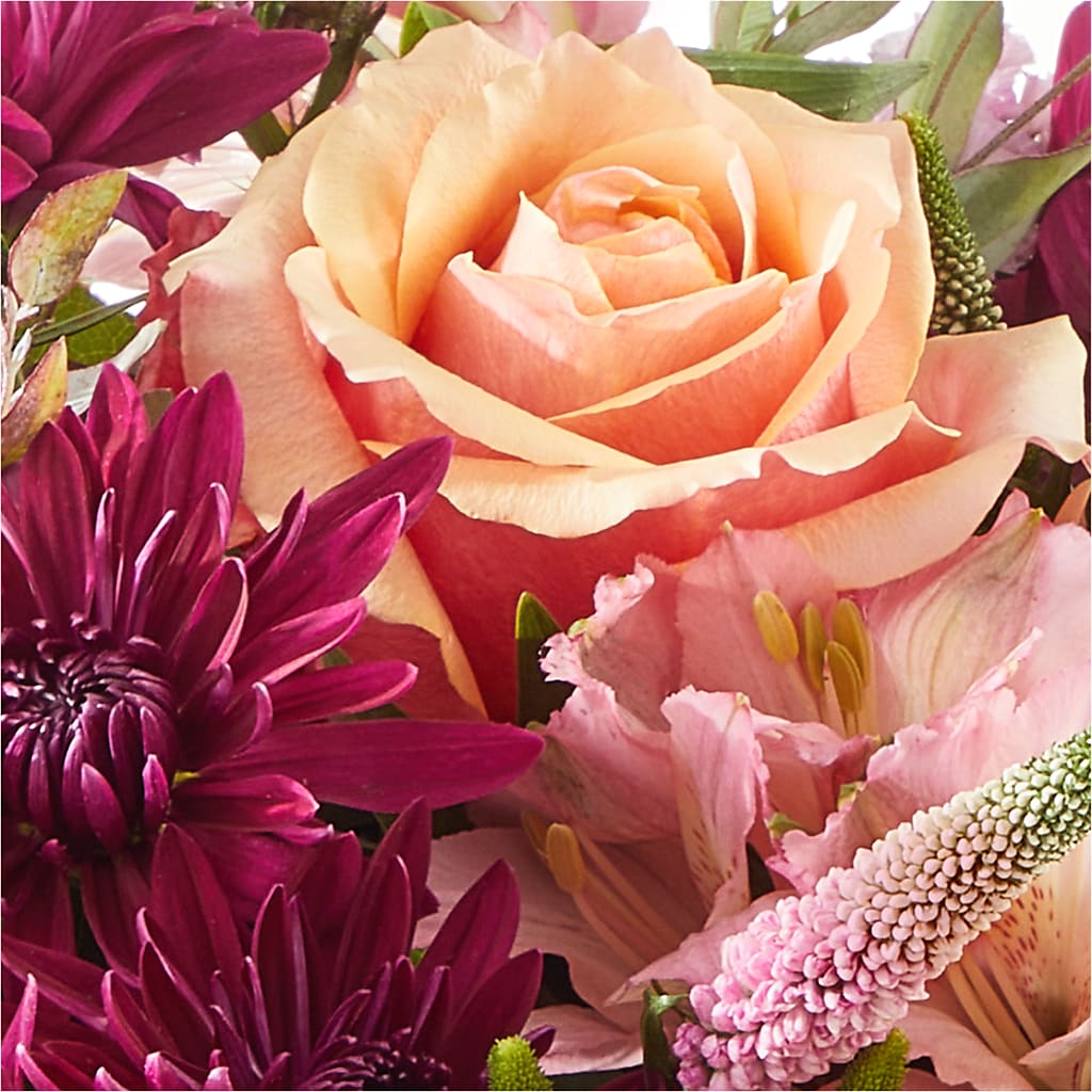 Berry Cobbler Bouquet – HARRY'S FLOWERS, Victoria BC