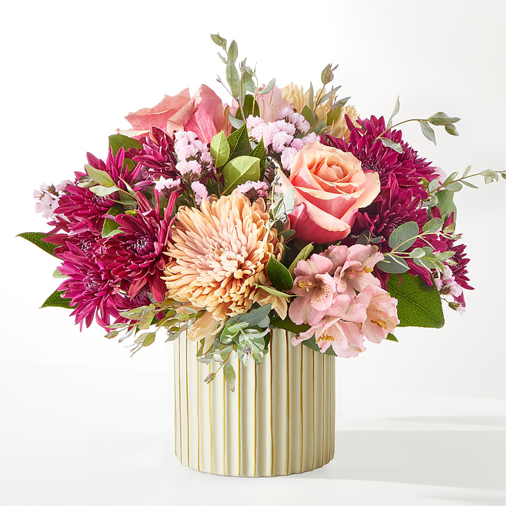 Berry Cobbler Bouquet with Ivory Vase – HARRY'S FLOWERS, Victoria BC
