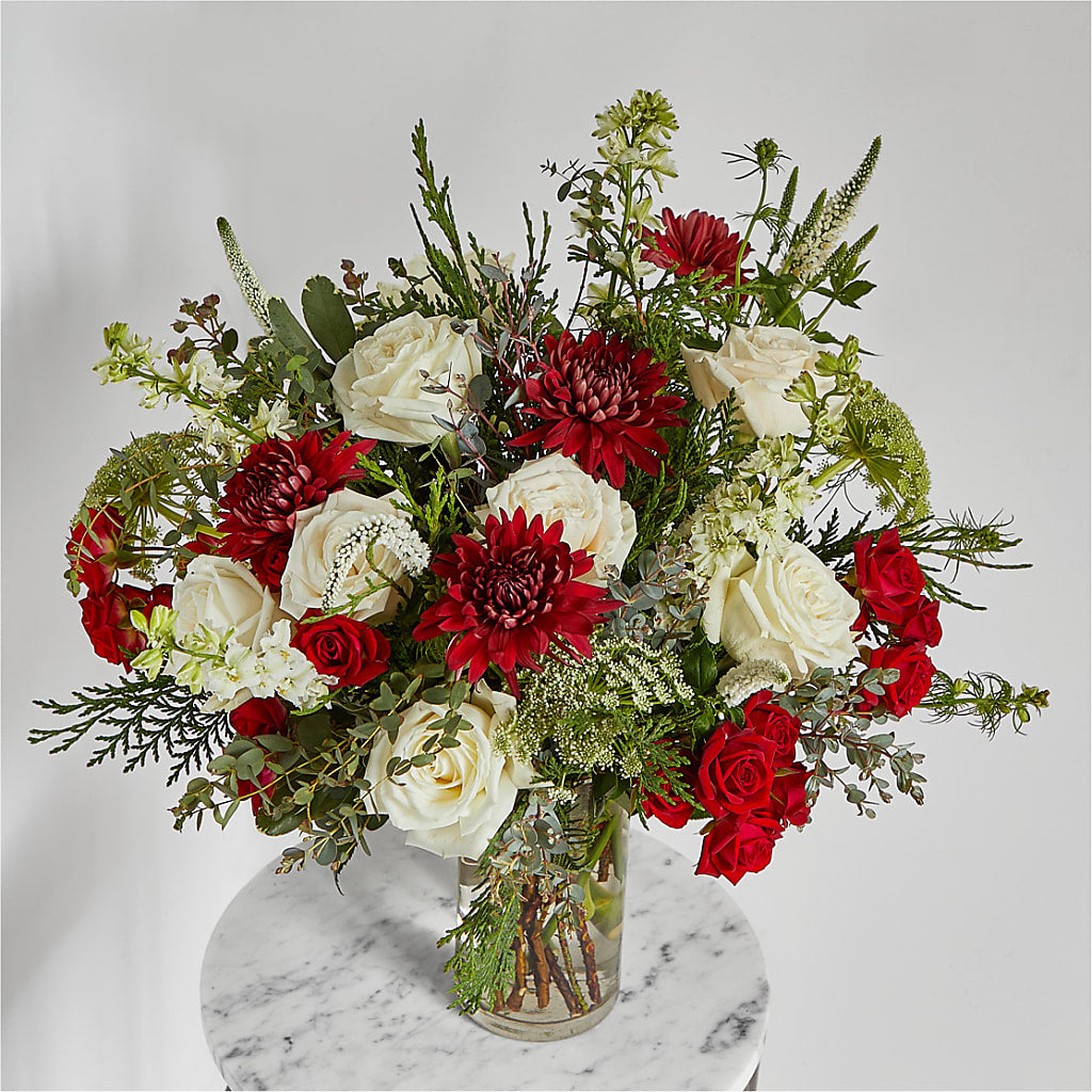 Favorite Traditions Bouquet – HARRY'S FLOWERS, Victoria BC