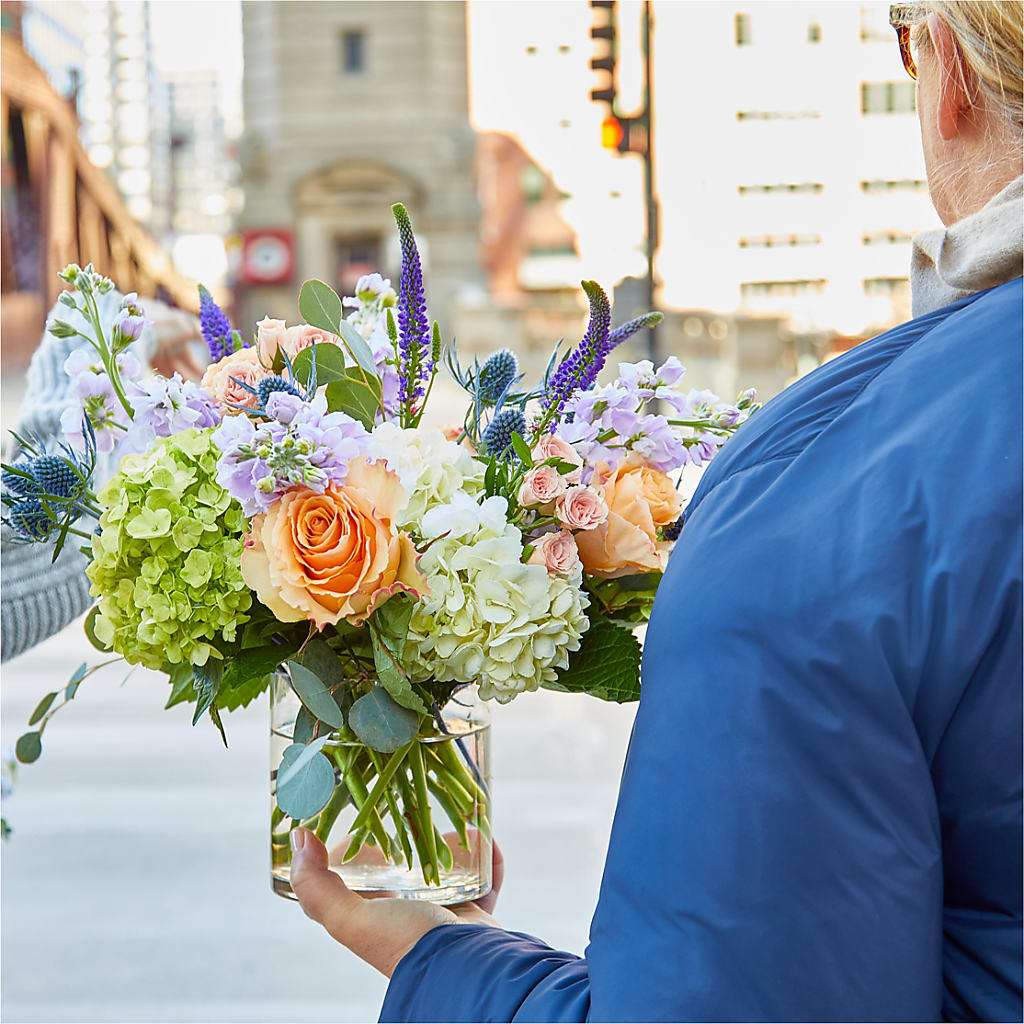 Porch Swing Bouquet – HARRY'S FLOWERS, Victoria BC