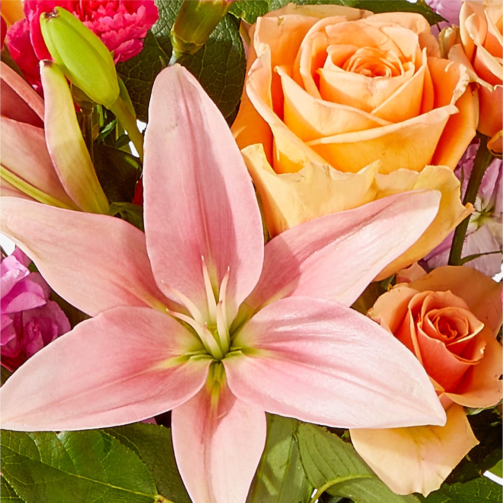 Bisous Bouquet – HARRY'S FLOWERS, Victoria BC
