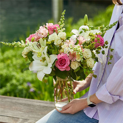 Fondly Bouquet – HARRY'S FLOWERS, Victoria BC