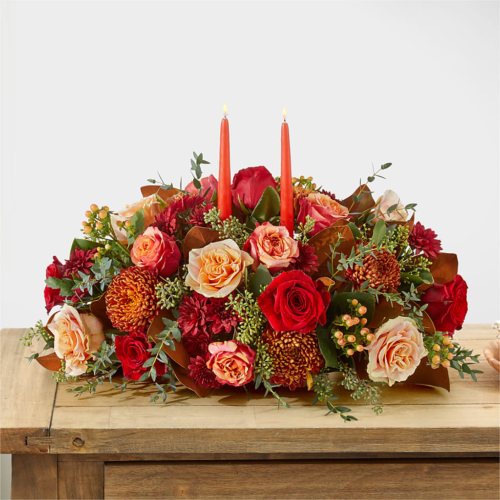 Gather Near Centerpiece – HARRY'S FLOWERS, Victoria BC