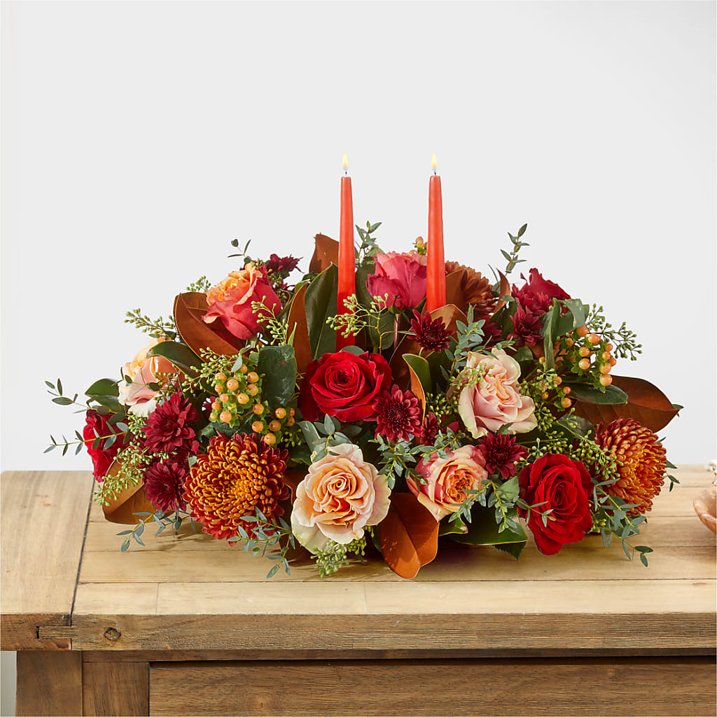 Gather Near Centerpiece – HARRY'S FLOWERS, Victoria BC