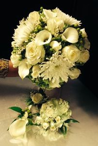 Jade & White Bouquet Package